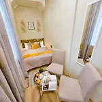 Centrally Located Two Bedroom Apartment, Five Min Walk To Old Town, Train & Bus Stations Ryga