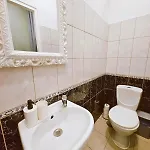 Centrally Located Two Bedroom Apartment, Five Min Walk To Old Town, Train & Bus Stations *
